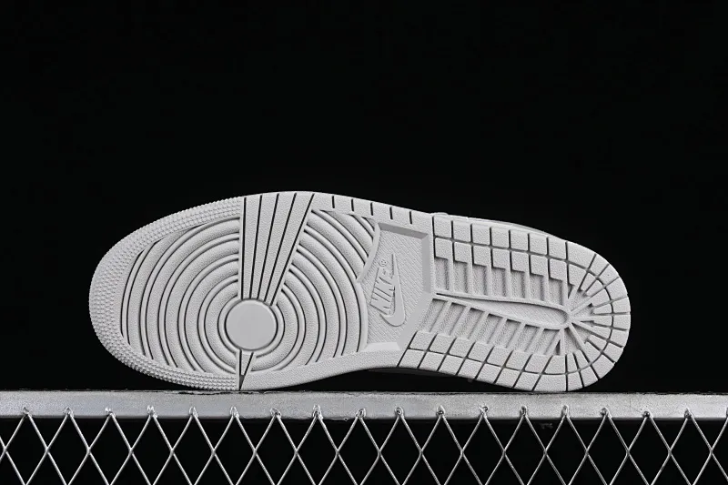 All categories Air Jordan Jordan series basketball shoes Air Jordan 1 Low Air Jordan 1 Low AJ1 Joe 1 white gray low-top cultural basketball shoes DC0774-103